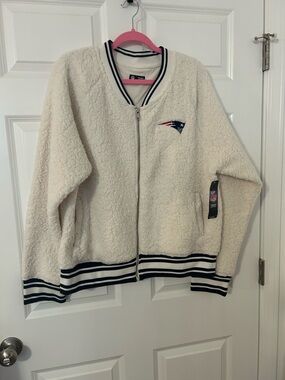 NFL Cream Sherpa Jacket with Navy Trim NWT